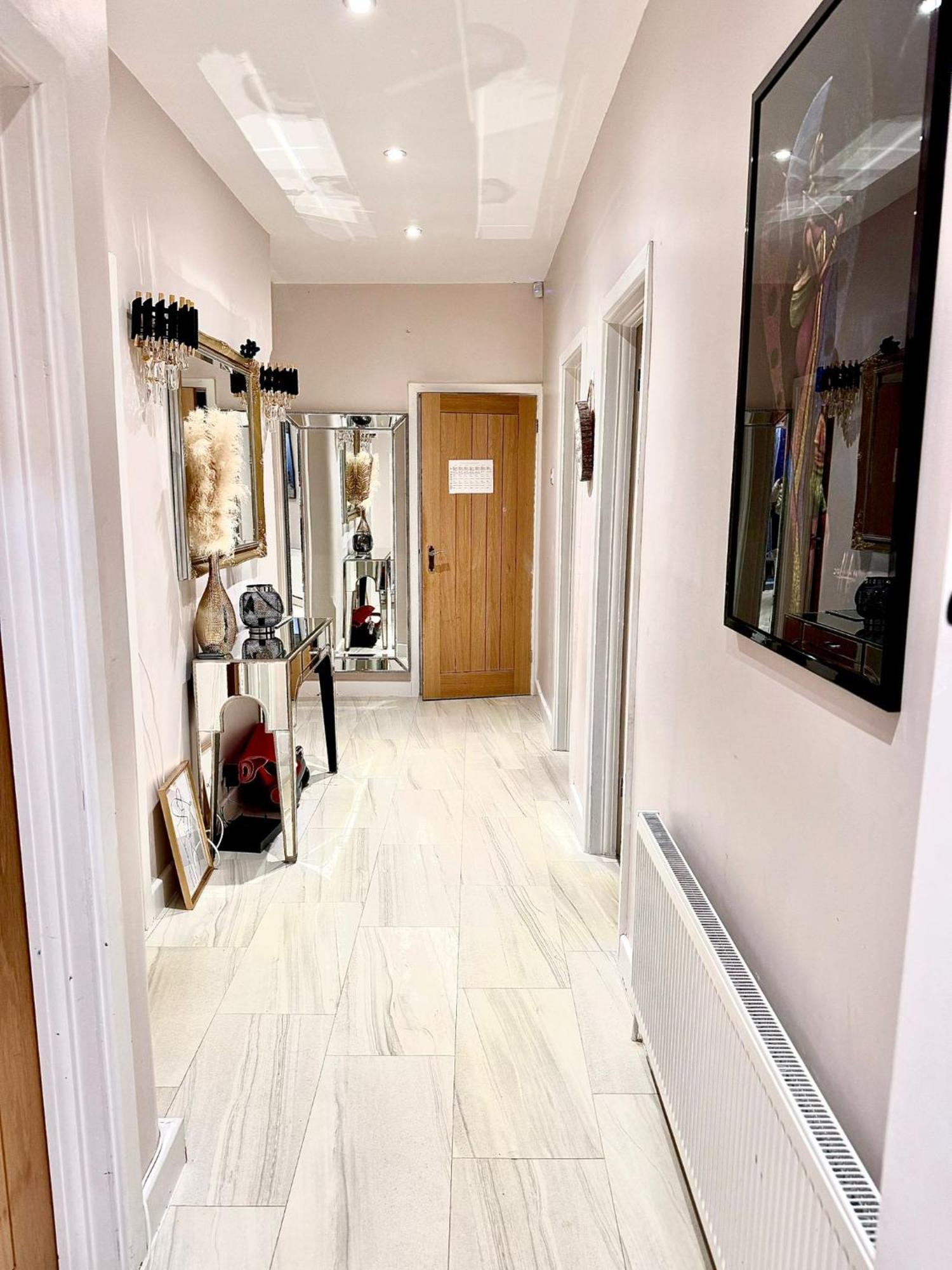 Deluxe Spacious King Size Room Hornchurch Exterior photo